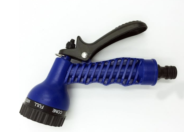 Garden Hose Spray Gun and Hose Pipe Set - Image 6